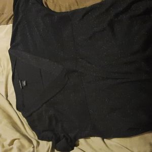 Pretty black pull over sweater.